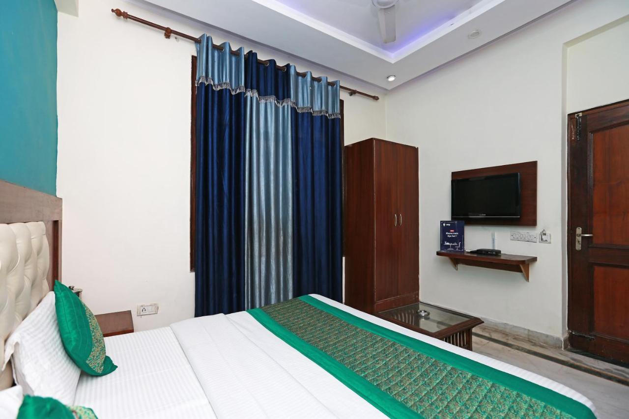 Hotel O Lakshay Residency Gurgaon Exterior photo